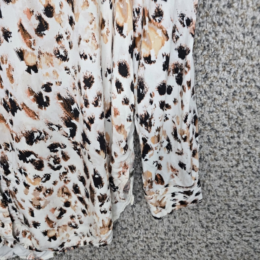 Fig & Flower Top Womens Medium Brown Animal Print Button Up Blouse Casual Ladies - Picture 2 of 7